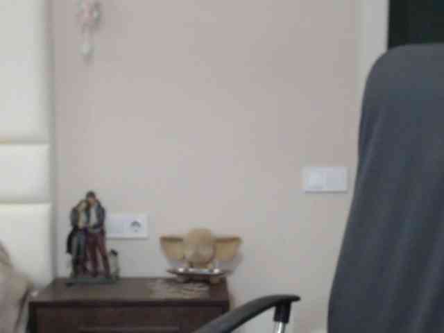 aniutkamau webcam