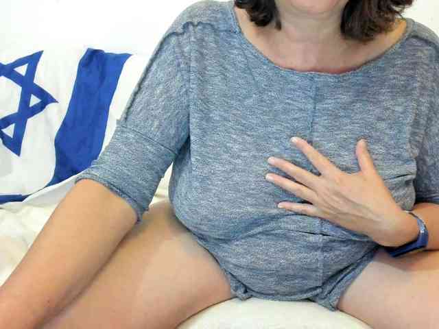 IsraelyGirl webcam
