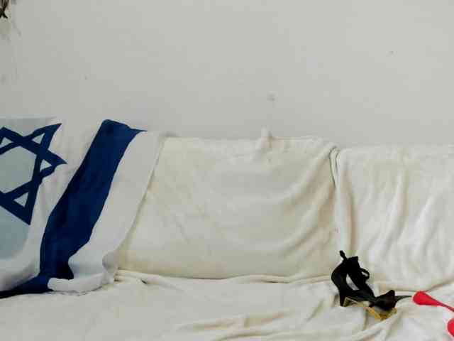 IsraelyGirl webcam