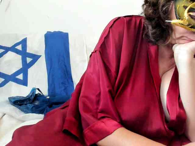 IsraelyGirl IsraelyGirl
