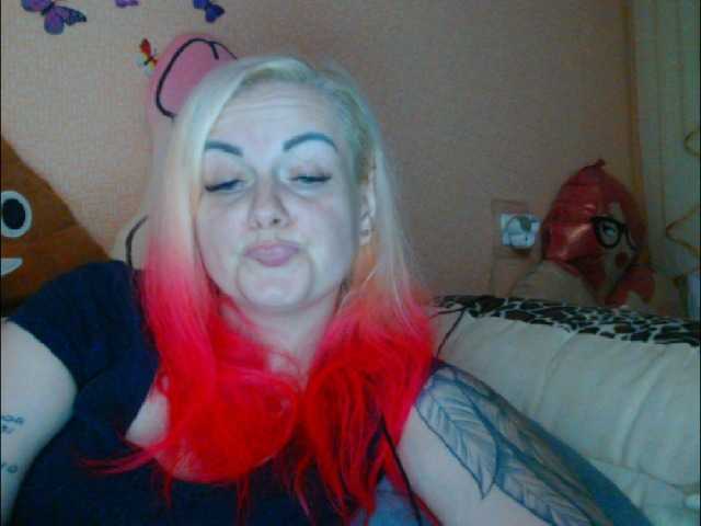 melek-7250 Live Cam on BongaCams