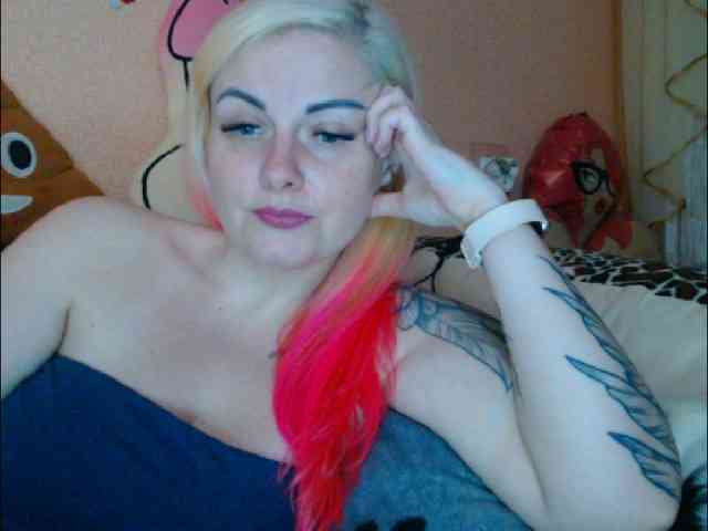 LazyPussy webcam