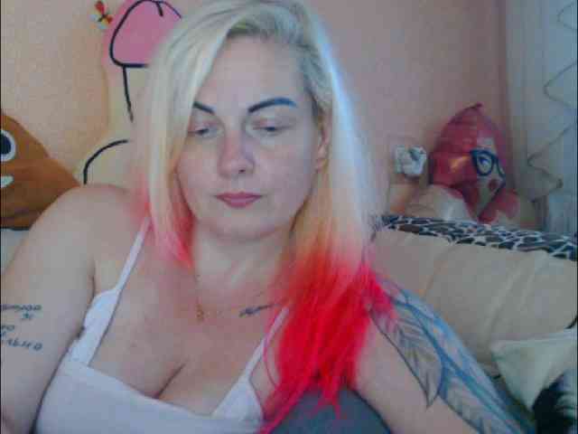 LazyPussy webcam