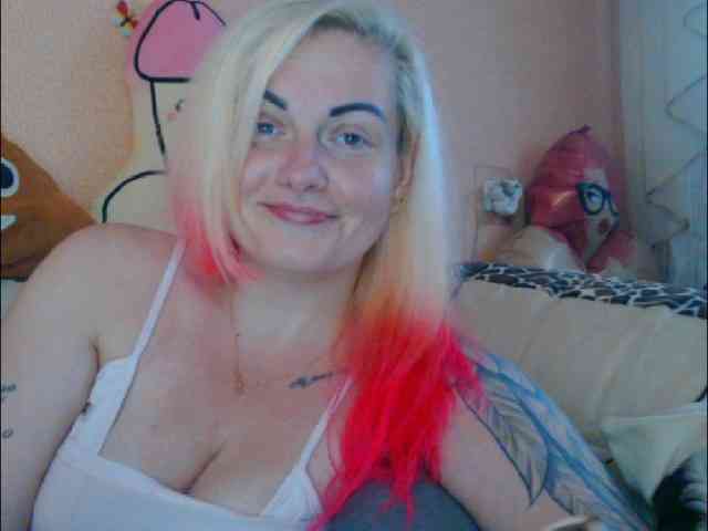 LazyPussy webcam