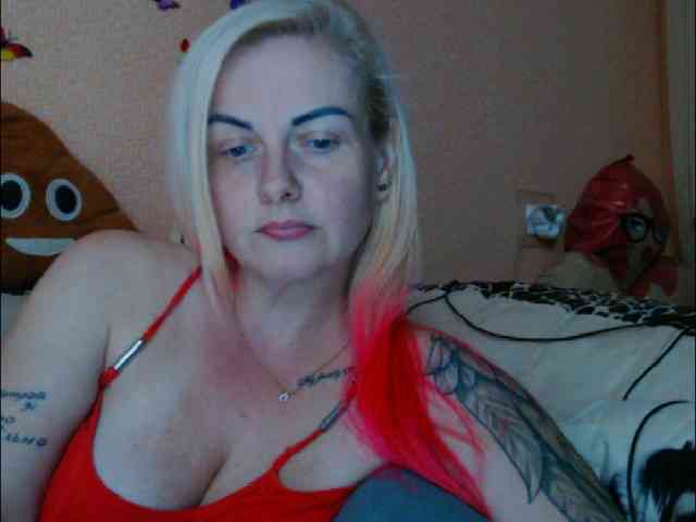 LazyPussy webcam
