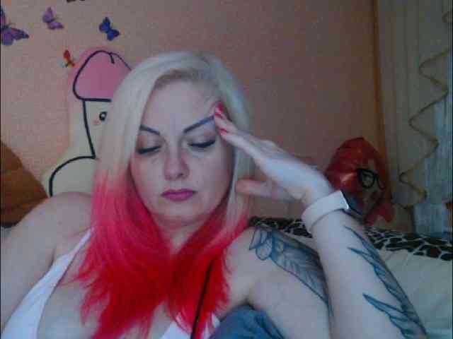 LazyPussy webcam