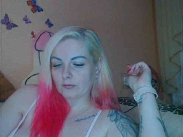 LazyPussy webcam