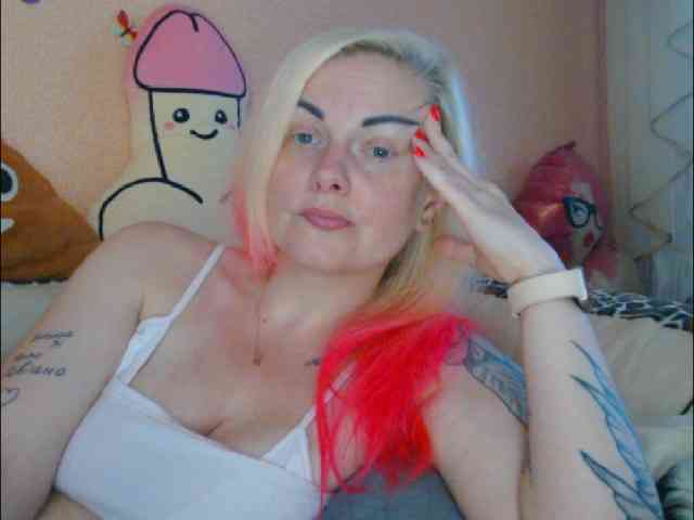 LazyPussy webcam