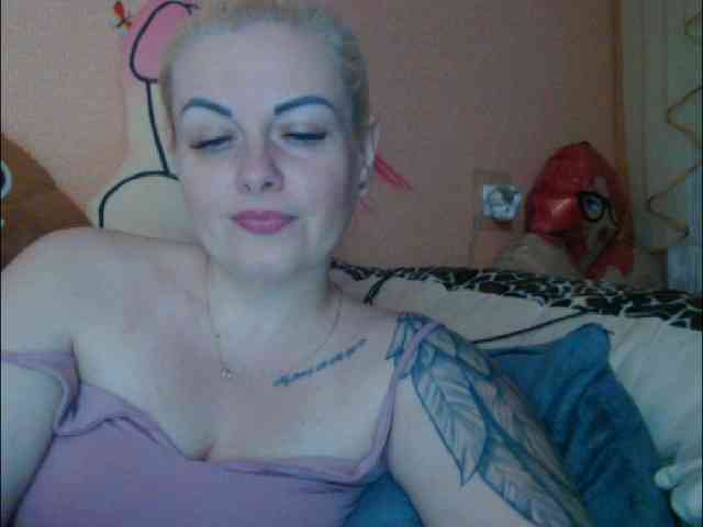 LazyPussy webcam