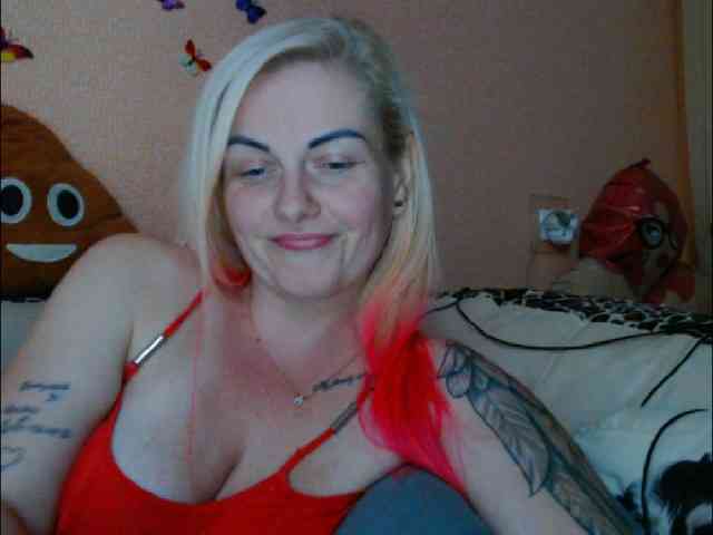 LazyPussy webcam