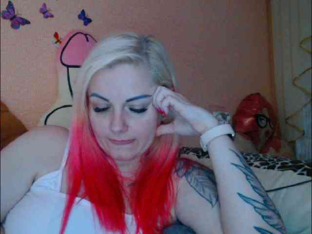 LazyPussy webcam