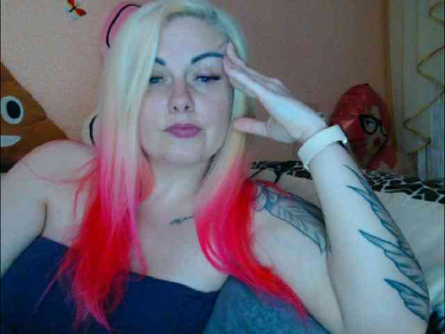 LazyPussy webcam