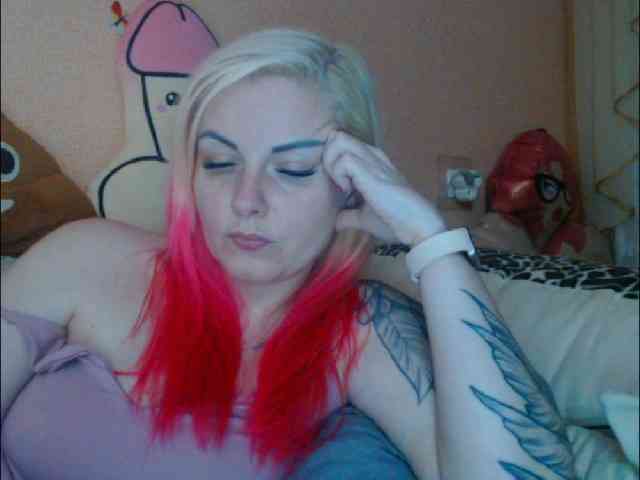 LazyPussy webcam