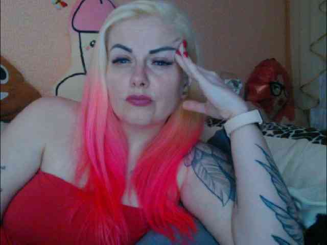 LazyPussy webcam