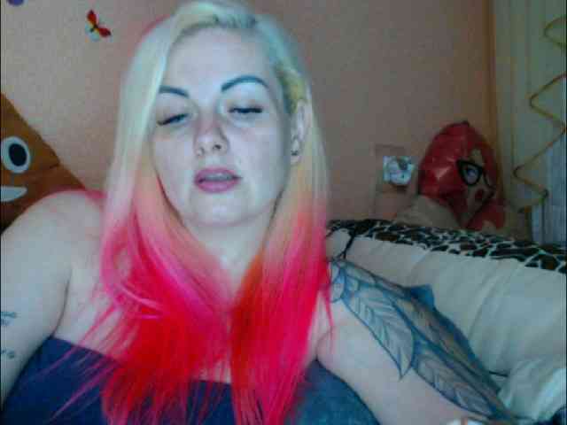 LazyPussy webcam