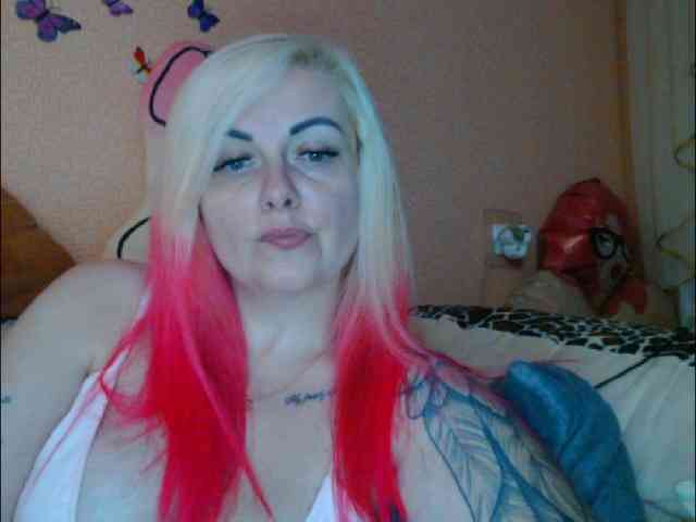 LazyPussy webcam