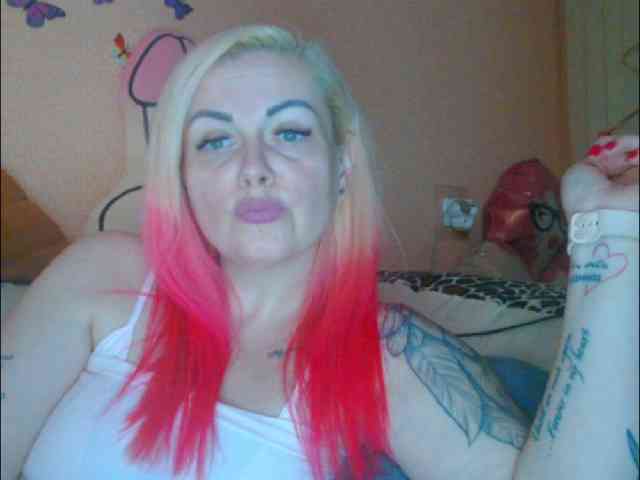 LazyPussy webcam
