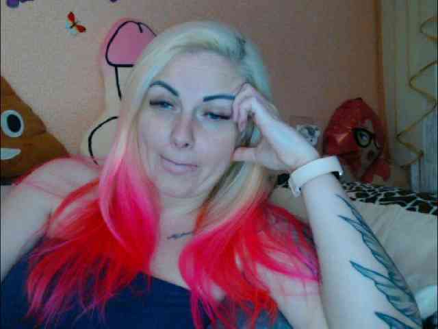 LazyPussy webcam