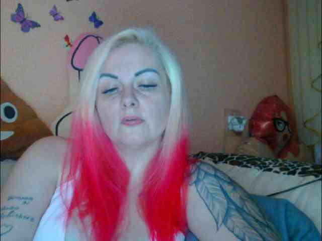 LazyPussy webcam