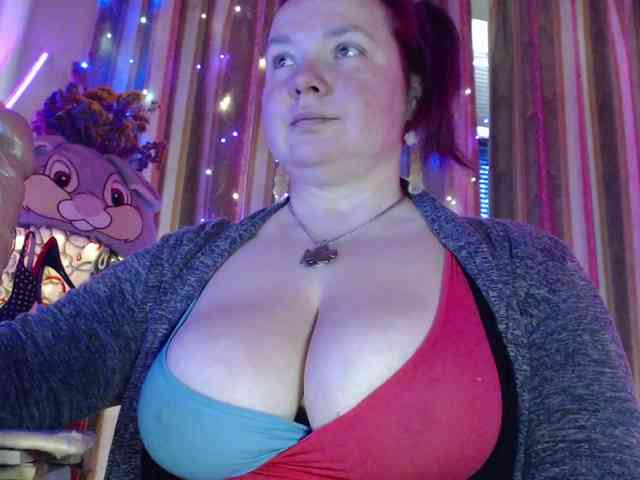 VIPLLLaraVIP webcam