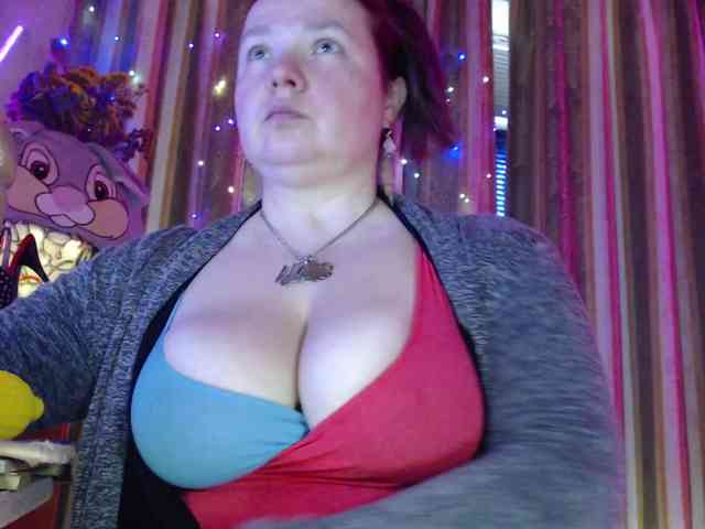 VIPLLLaraVIP webcam