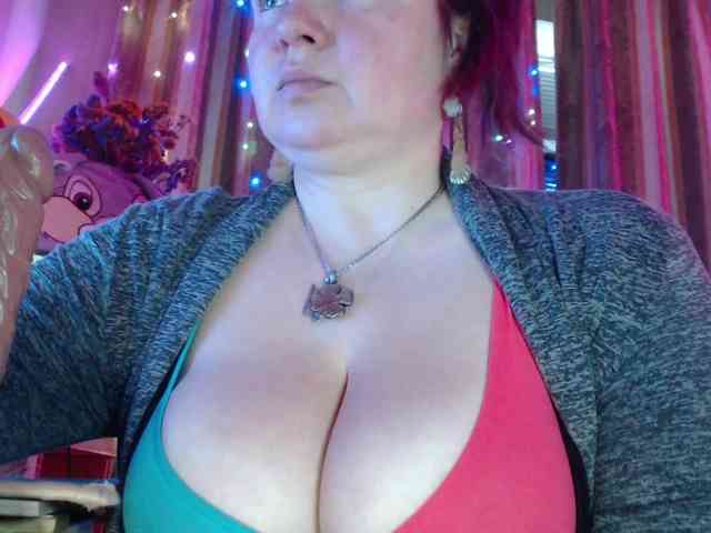 VIPLLLaraVIP webcam