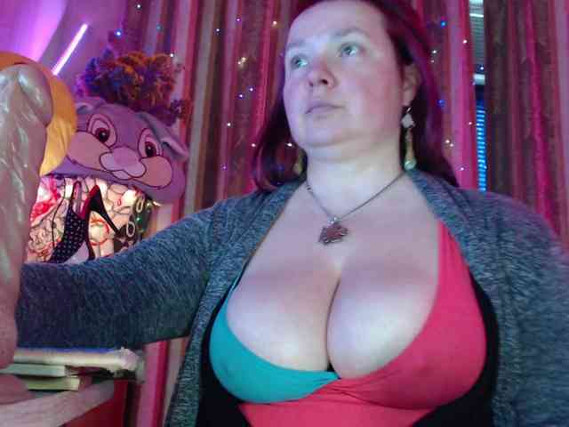 VIPLLLaraVIP webcam