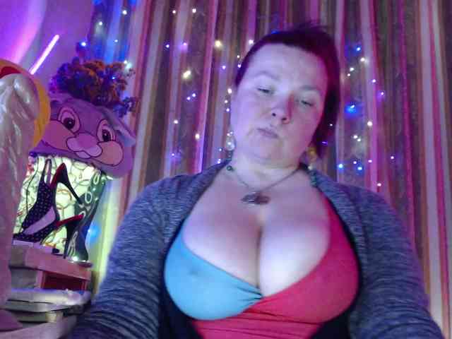 VIPLLLaraVIP webcam