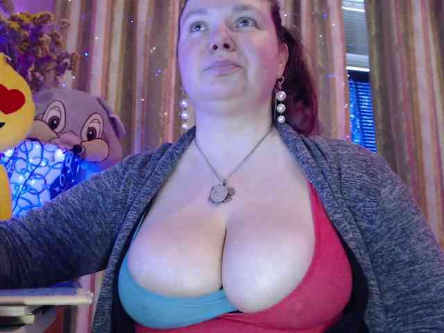 VIPLLLaraVIP Live Webcam on BongaCams
