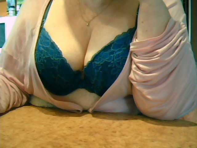 GapeMyHole's BongaCams show and profile