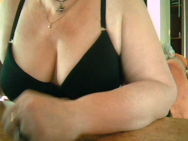gapemyhole cam belle