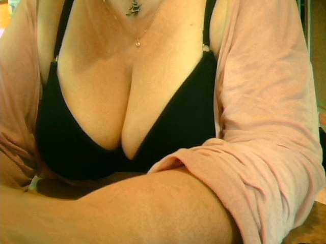 GapeMyHole's BongaCams show and profile