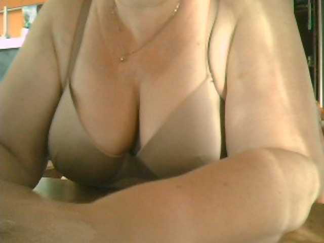 GapeMyHole live cam