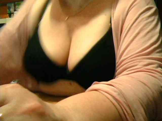 GapeMyHole webcam