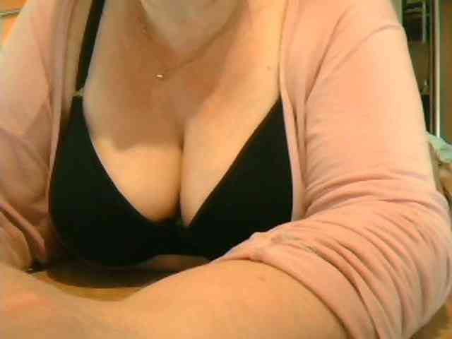 GapeMyHole webcam