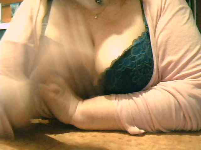 GapeMyHole webcam