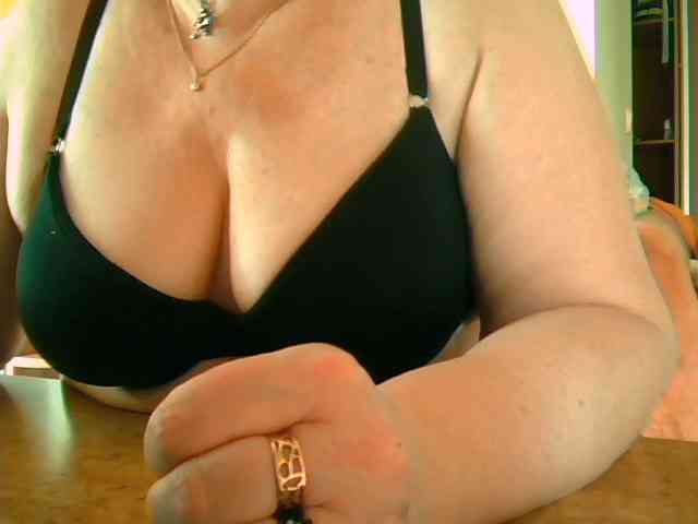 GapeMyHole webcam