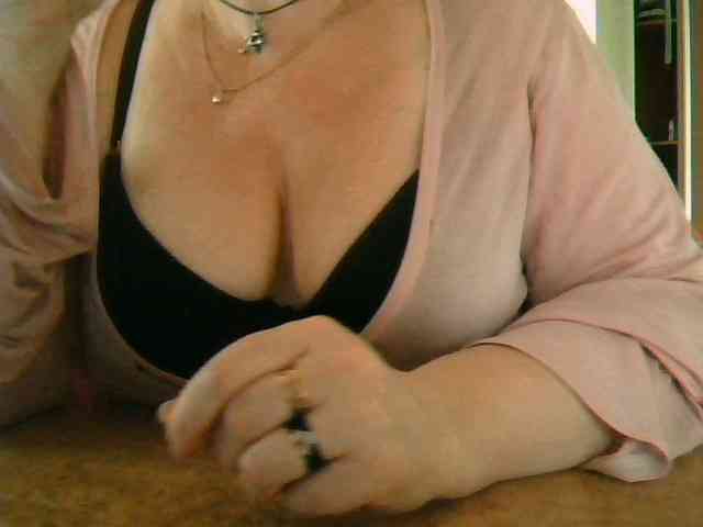 GapeMyHole webcam