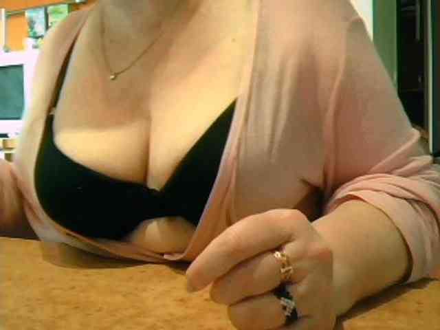 GapeMyHole webcam