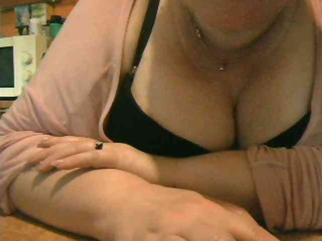 GapeMyHole webcam