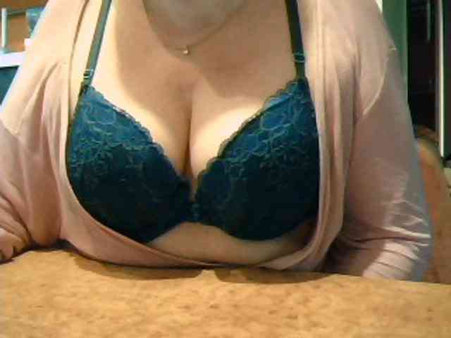 GapeMyHole webcam