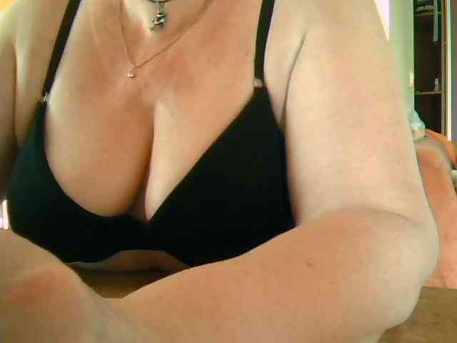 GapeMyHole webcam