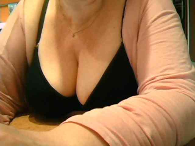 GapeMyHole webcam