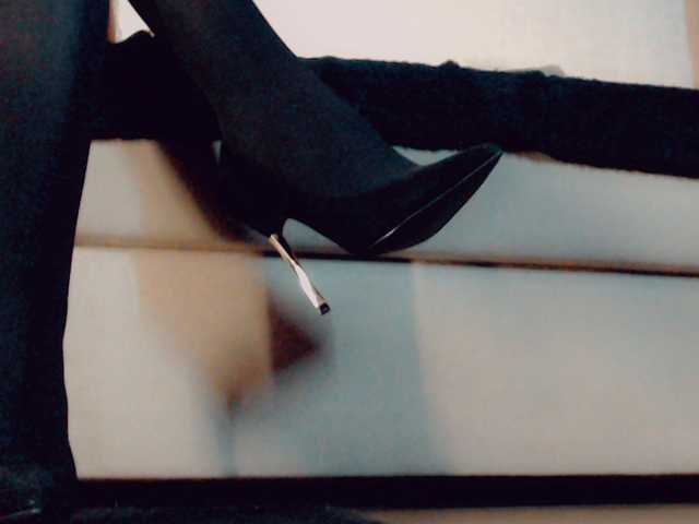 le modèle _LORDESSA_ est en webcam porno dans un show sur le site bongacams, il possède les tags suivants: White/Caucasian,Brunette,Trimmed