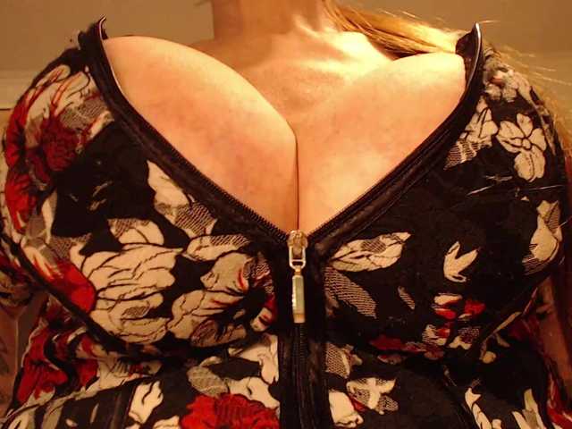 wikigold live webcam show
