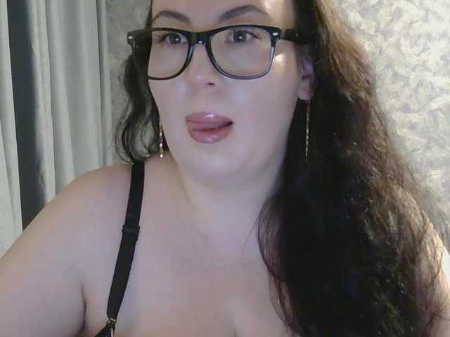 tatianamedi live cam on BongaCams