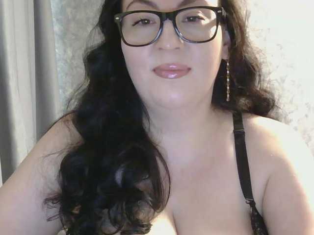 tatianamedi live cam on BongaCams