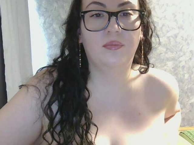 tatianamedi live cam on BongaCams