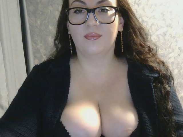 tatianamedi live cam on BongaCams