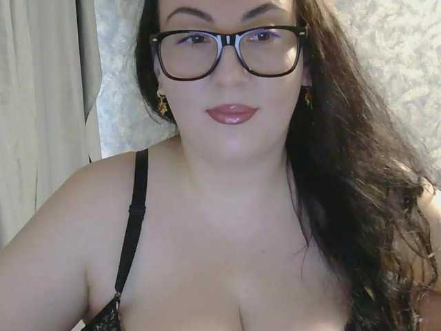 tatianamedi live cam on BongaCams